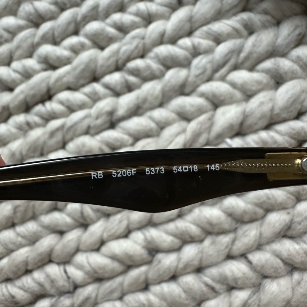 Ray Ban tortoise shell colour rectangle frames - Picture 4 of 9